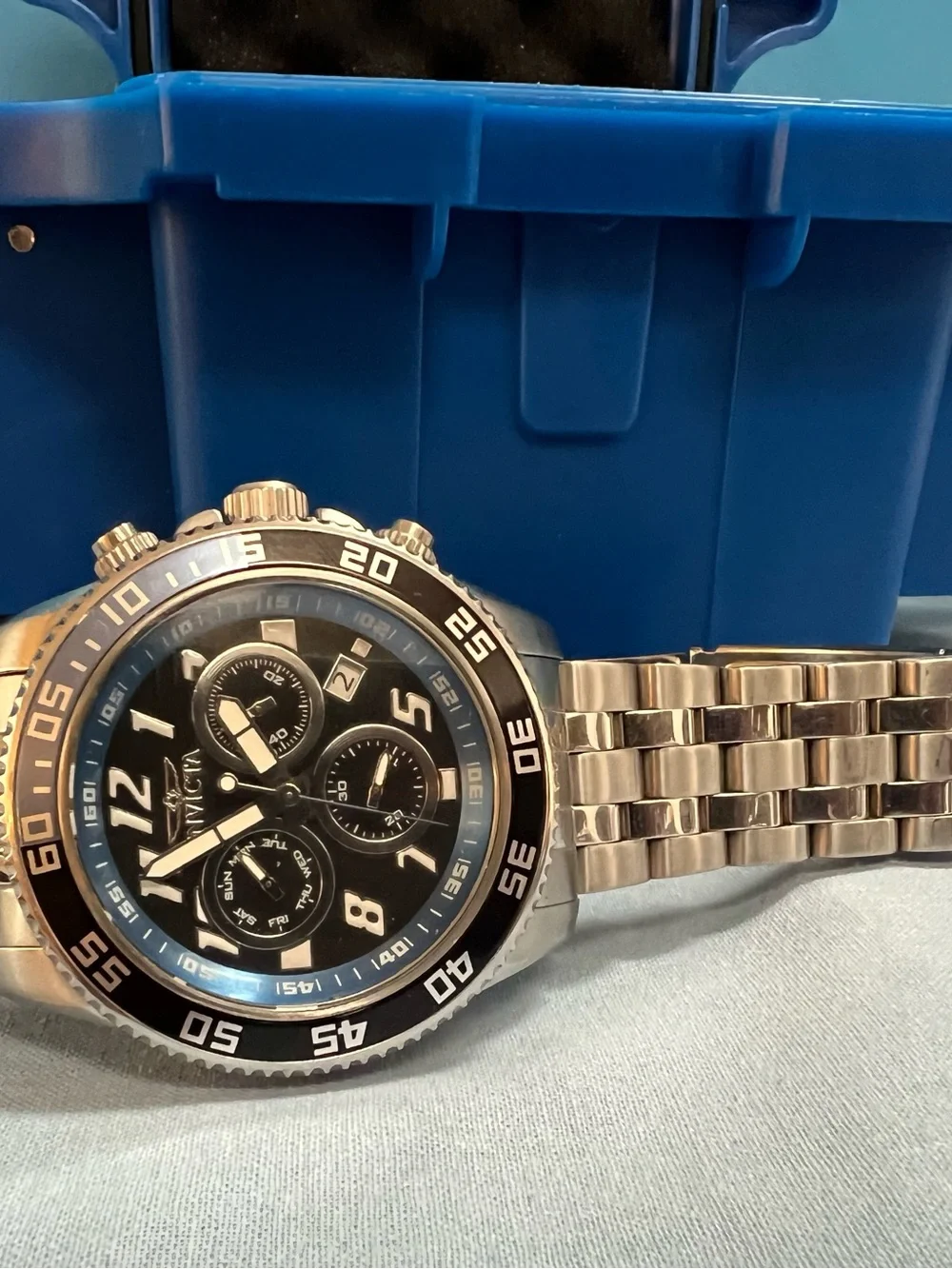 Invicta Black and Blue Men's Chronograph Watch, Model 20478.